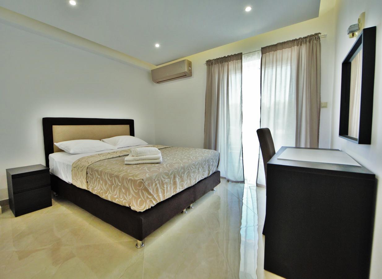 Athena Apartment Artemida  Exterior photo
